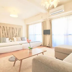 アパート Earls Court - Spacious & Relaxing Just 4 Blocks To Peace Park, 広島市